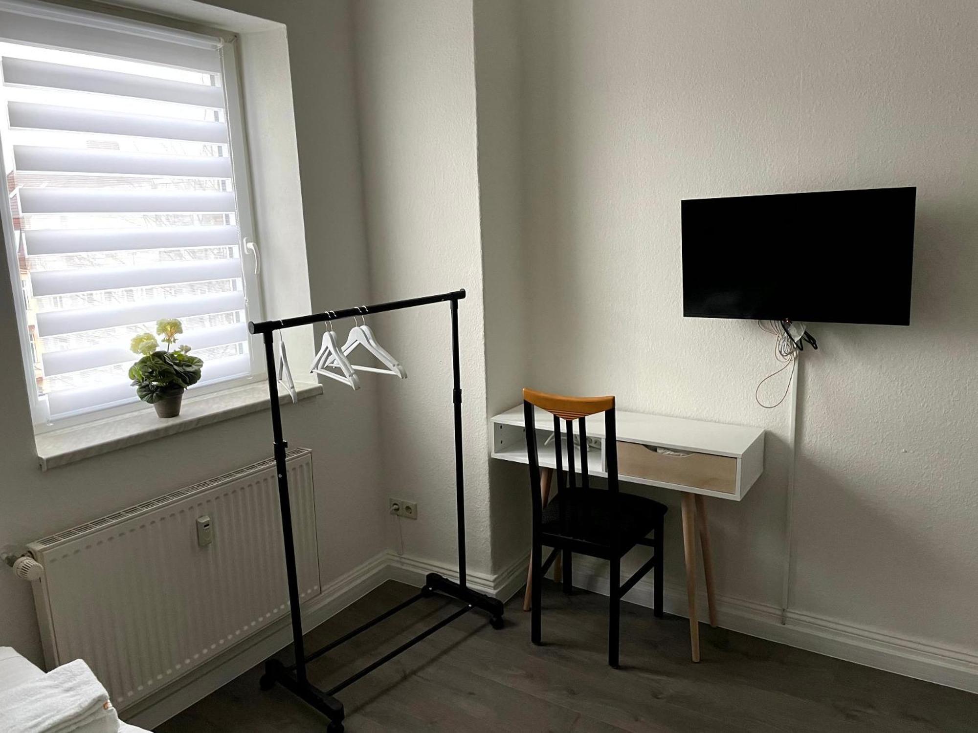 Modernes Mit 2 Schlafzimmern Und Privatparkplatz Nahe Innenstadt Neumuenster